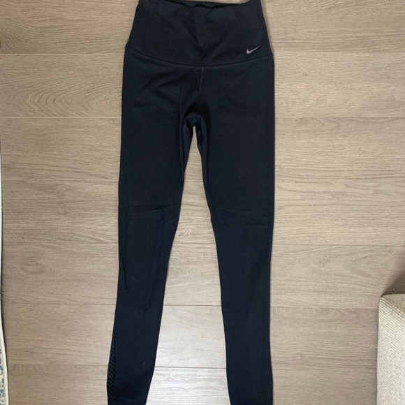 Nike Leggings - Picture 5 of 8